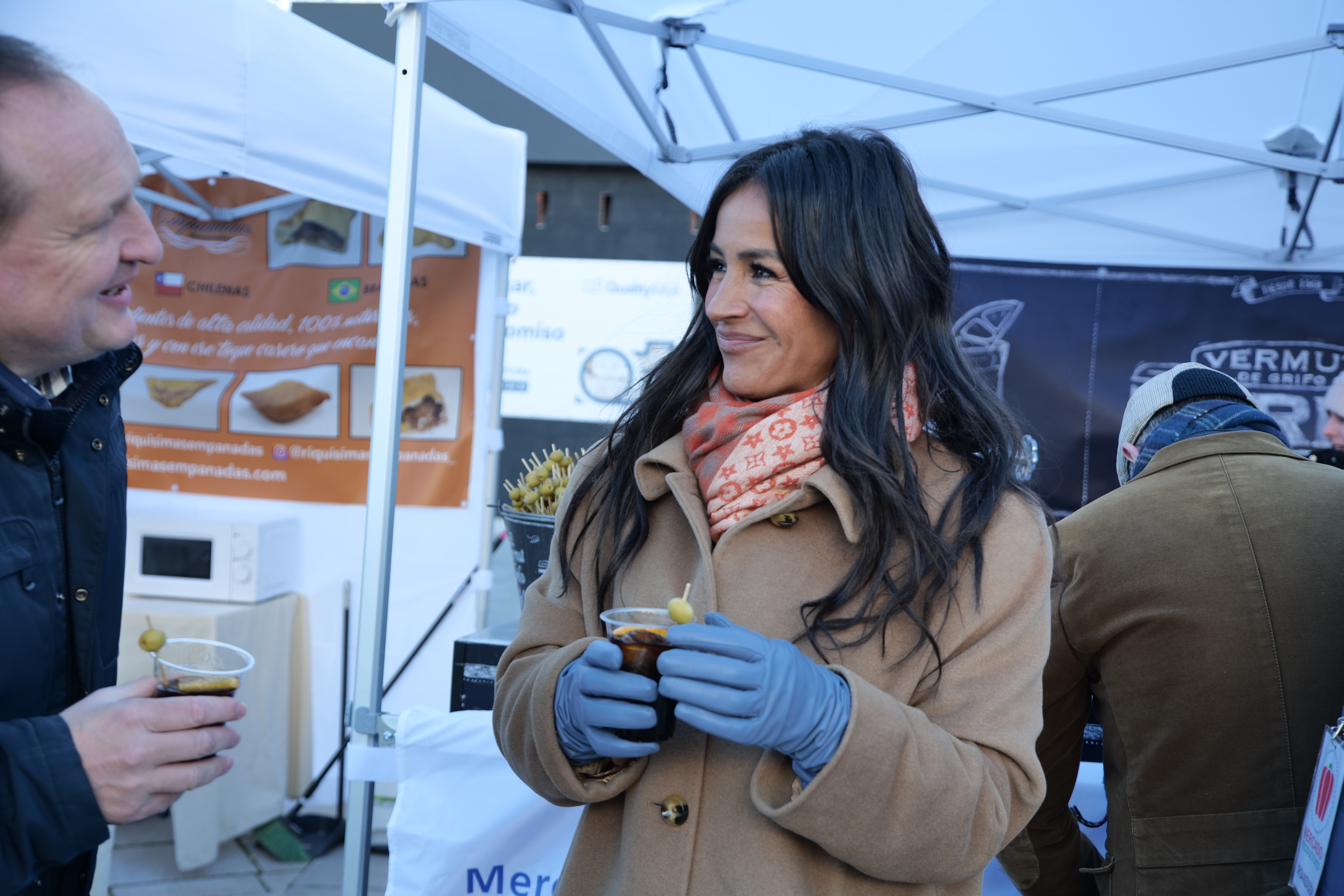 Villac&iacute;s inaugura el Mercado de Productores en Valdebebas (3)